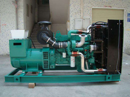 乾安1100kw康明斯柴油发电机组图片 乾安1100kw康明斯柴油发电机组图片