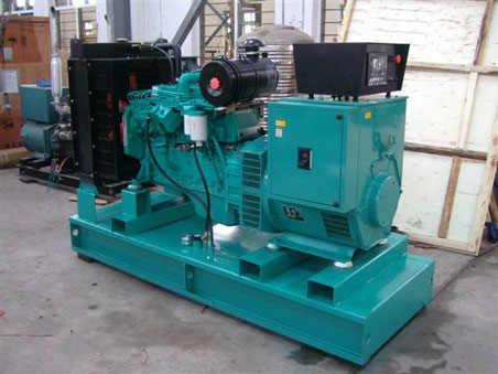 乾安200kw康明斯柴油发电机组图片 乾安200kw康明斯柴油发电机组图片